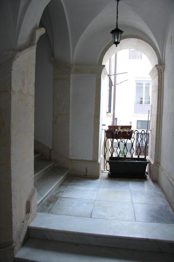 Casa Vacanza Icaros, Ortigia, CITY CENTRE Syracuse Exterior foto