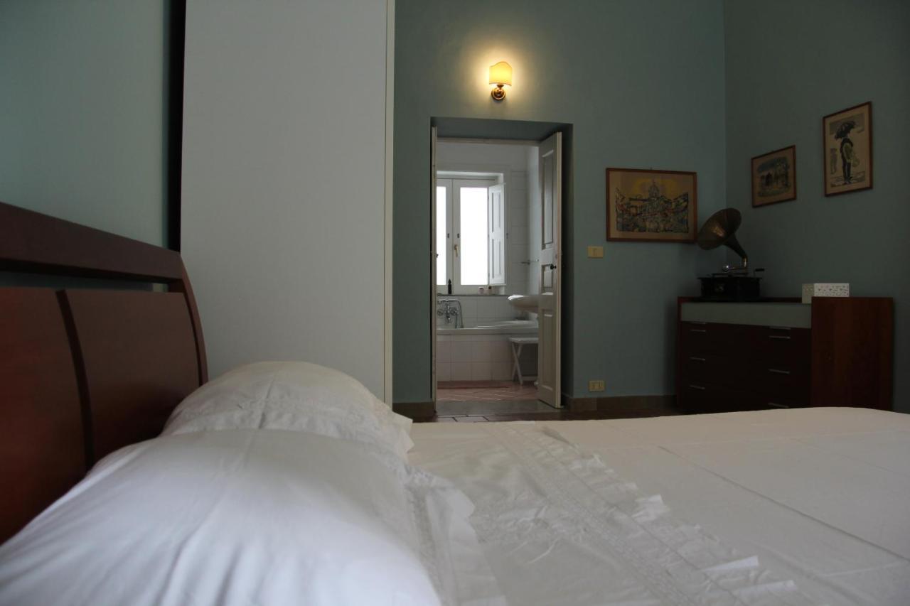 Casa Vacanza Icaros, Ortigia, CITY CENTRE Syracuse Exterior foto